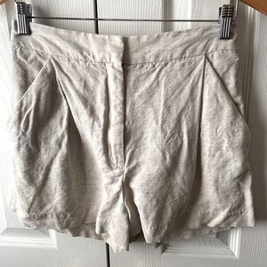 Aritzia High Waist Pleated Women's Shorts in Light Beige